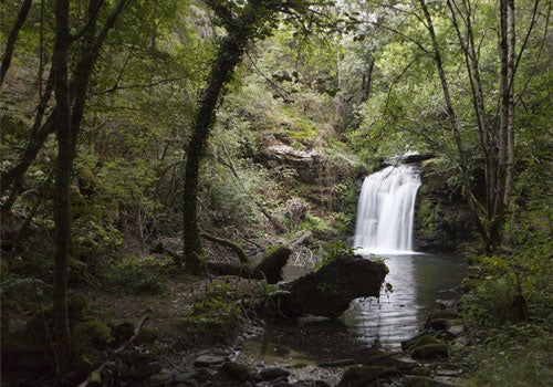 Rescatados una pareja y un niño de la ruta das minas de Baleira Rescatados una pareja y un niño de la ruta das minas de Baleira