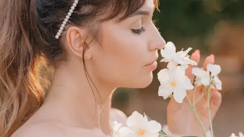 La pérdida de olfato causada por el coronavirus se puede tratar gracias a una técnica de inhalación de aromas La pérdida de olfato causada por el coronavirus se puede tratar gracias a una técnica de inhalación de aromas