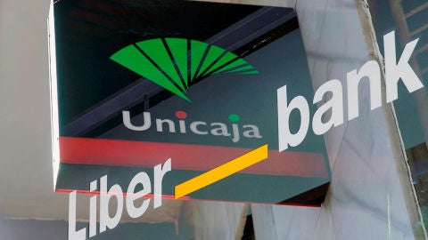 Unicaja y Liberbank aprueban su fusi&oacute;n