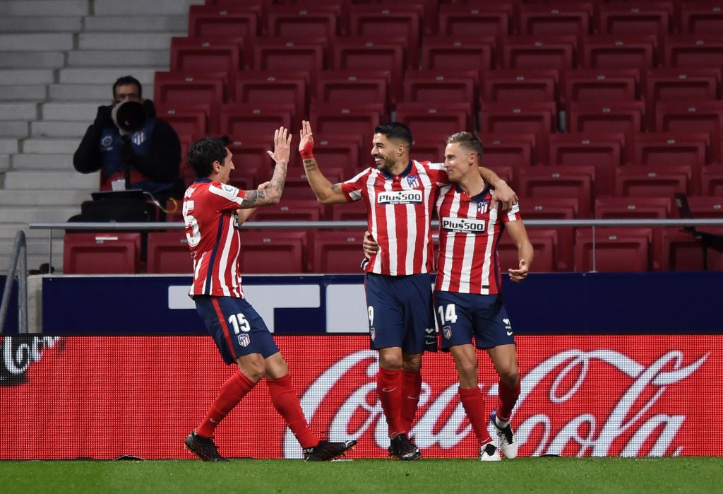 El Atlético de Madrid cierra el año con victoria y en lo alto de la tabla El Atlético de Madrid cierra el año con victoria y en lo alto de la tabla