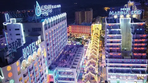 Marina d´Or llega a un acuerdo con un gestor hotelero para cogestionar el complejo vacacional La compañía de Jesus Ger invertirá 10 millones de euros para mejorar las instalaciones.