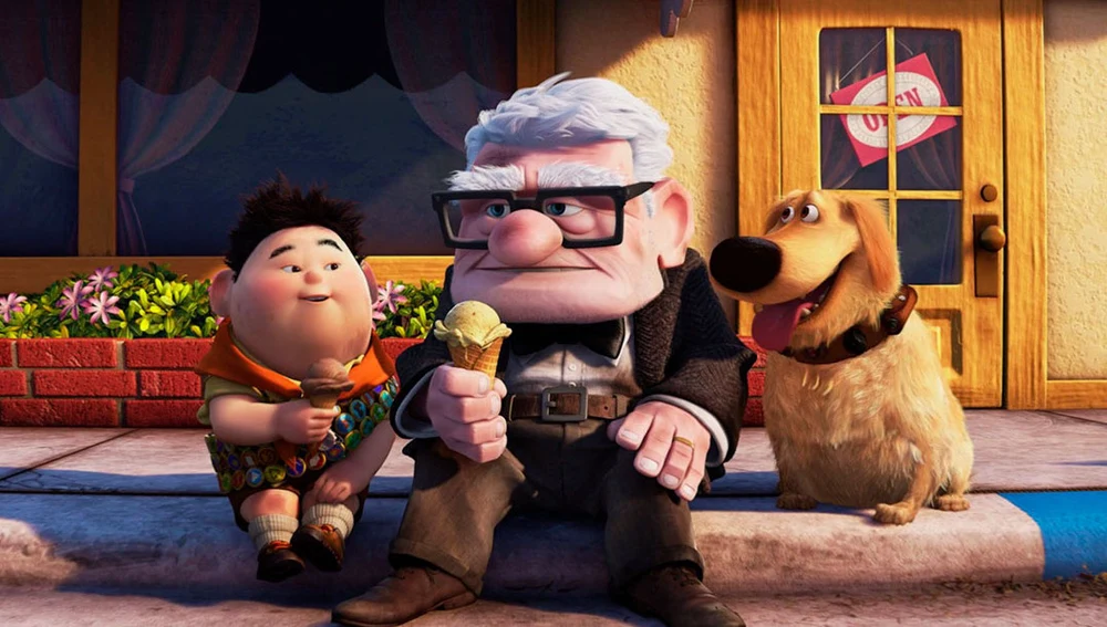 Carl Fredricksen, el protagonista de 'Up', en el centro del fotograma de esta película de Pixar
