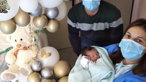 El primer beb&eacute; de la provincia de Ciudad Real ha nacido en Alc&aacute;zar de San Juan y se llama Luc&iacute;a