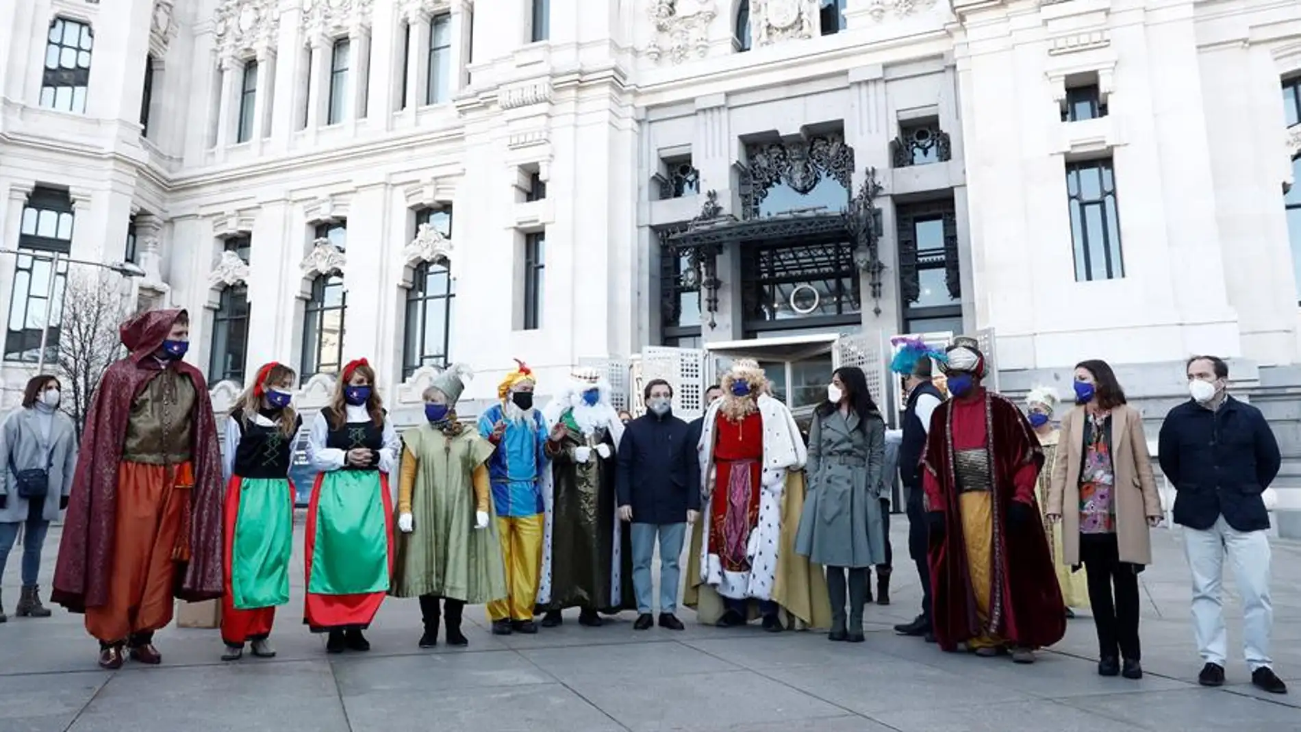 VÍDEO | El ocurrente baile de los Reyes Magos con José Luis Martínez-Almeida, Begoña Villacís y Andrea Levy