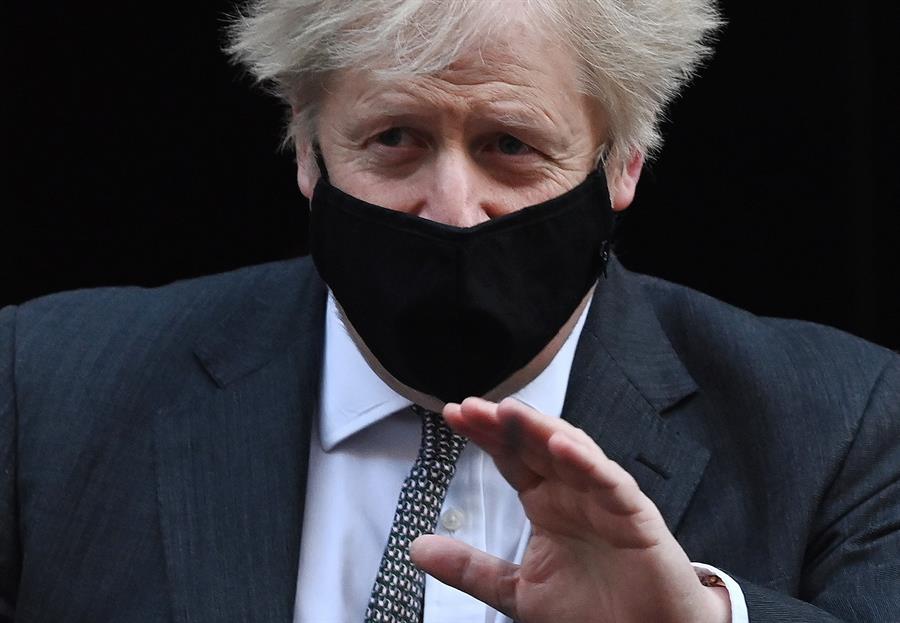 Boris Johnson advierte que la cepa británica es un 30% más mortal que la original Boris Johnson advierte que la cepa británica es un 30% más mortal que la original
