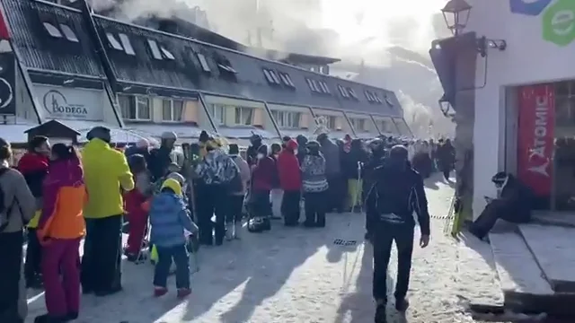 Denuncian exceso de aforo y falta de distancia social en Sierra Nevada