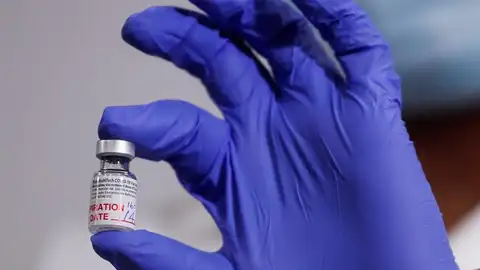 Estados Unidos recomendará una dosis de refuerzo de la vacuna de Pfizer contra el coronavirus Estados Unidos recomendará una dosis de refuerzo de la vacuna de Pfizer contra el coronavirus