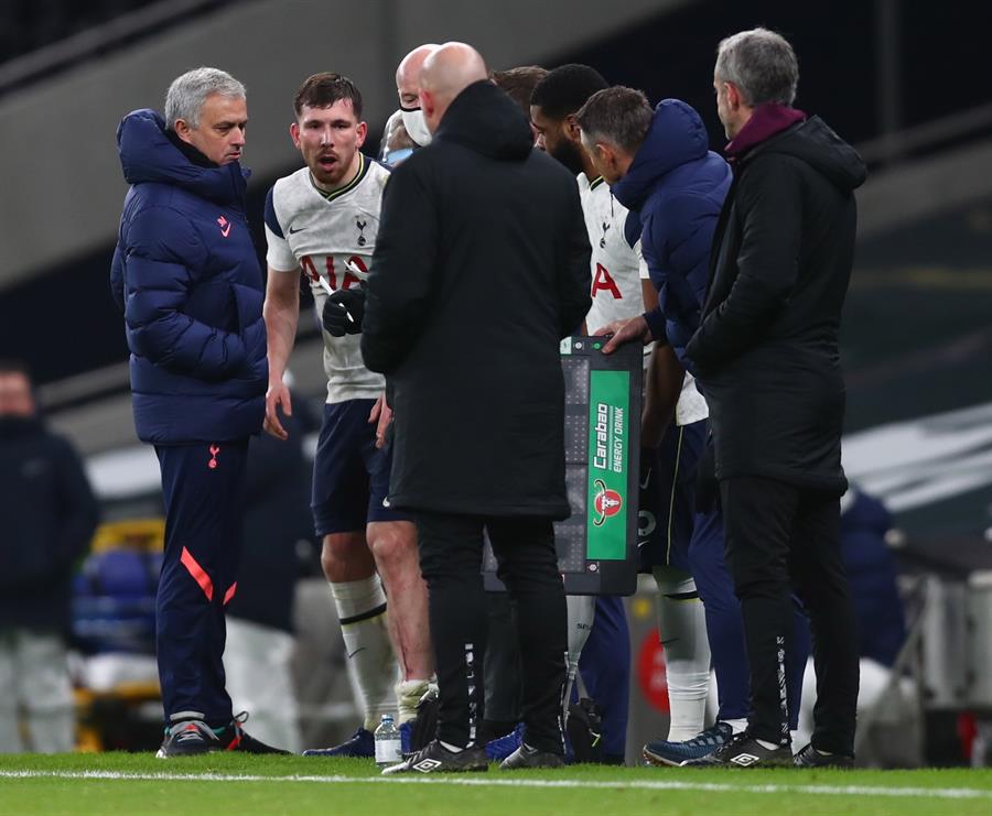 El Tottenham de Mourinho se mete en su novena final de la Copa de la Liga El Tottenham de Mourinho se mete en su novena final de la Copa de la Liga