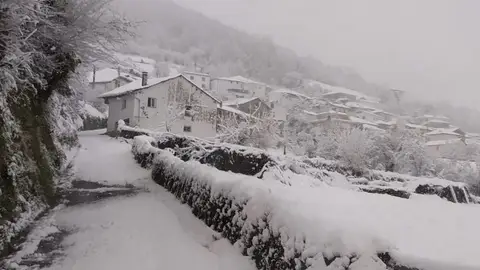 Nieve en el suroccidente asturiano Temporal en Asturias
