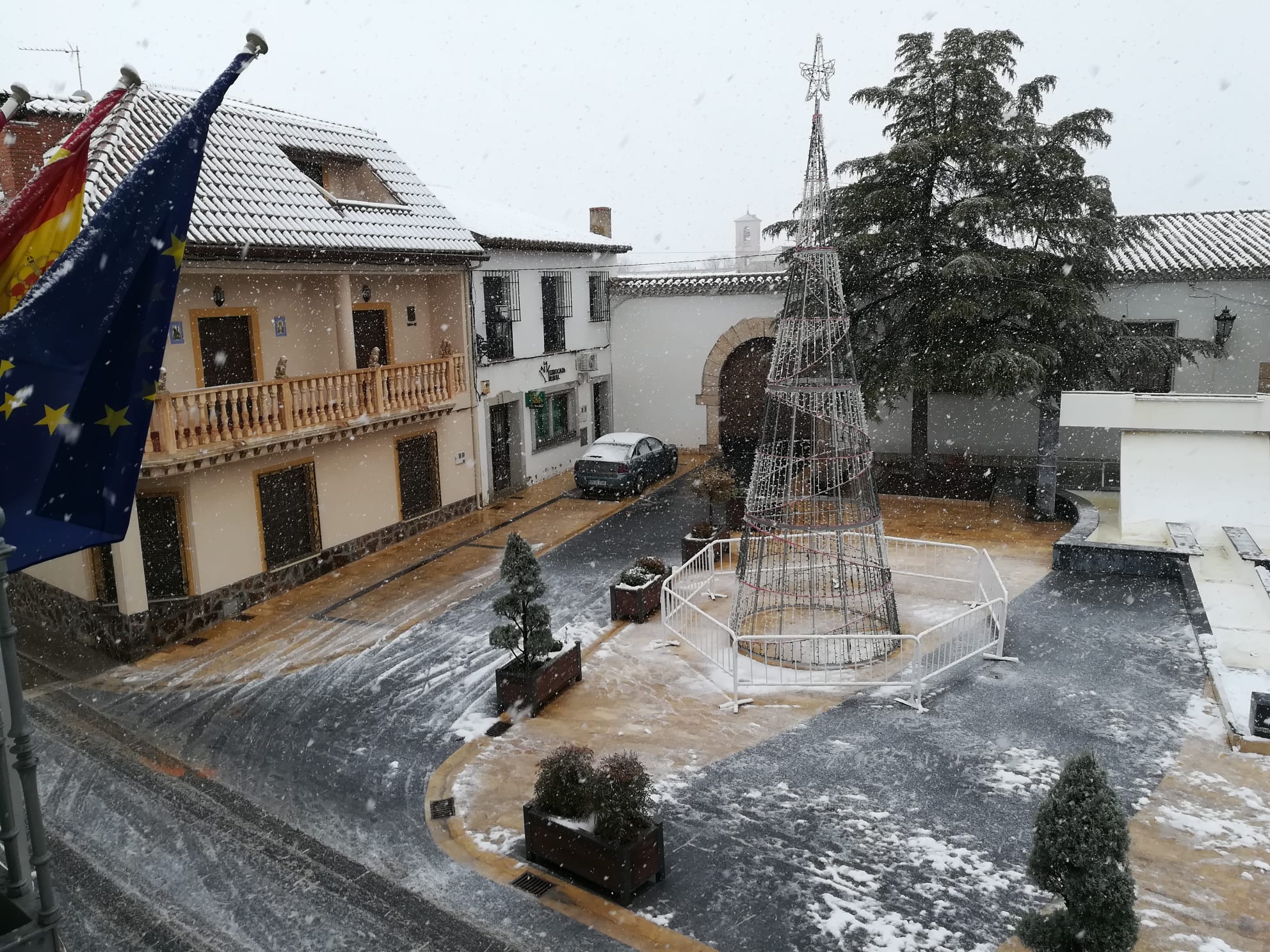 Miguel Esteban se cubre de nieve y deja estampas espectaculares Miguel Esteban se cubre de nieve y deja estampas espectaculares