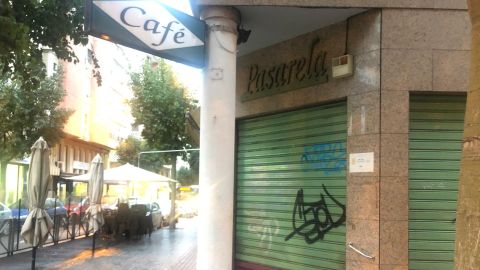 Cafetería en Elche cerrada a las 17:00 horas las restricciones dictadas frente a la pandemia del covid-19. Cafetería en Elche cerrada a las 17:00 horas las restricciones dictadas frente a la pandemia del covid-19.