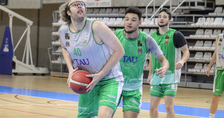 Tau se reinventa sin Matt Stainbrook Tau se reinventa sin Matt Stainbrook