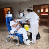 Empieza la vacunación en el personal de Departamento de Salud de Sagunto
