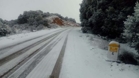 Varias carreteras de Ciudad Real est&aacute;n afectadas por la nieve