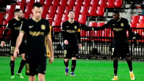 Los jugadores del Barcelona celebran un gol de Messi Los jugadores del Barcelona celebran un gol de Messi