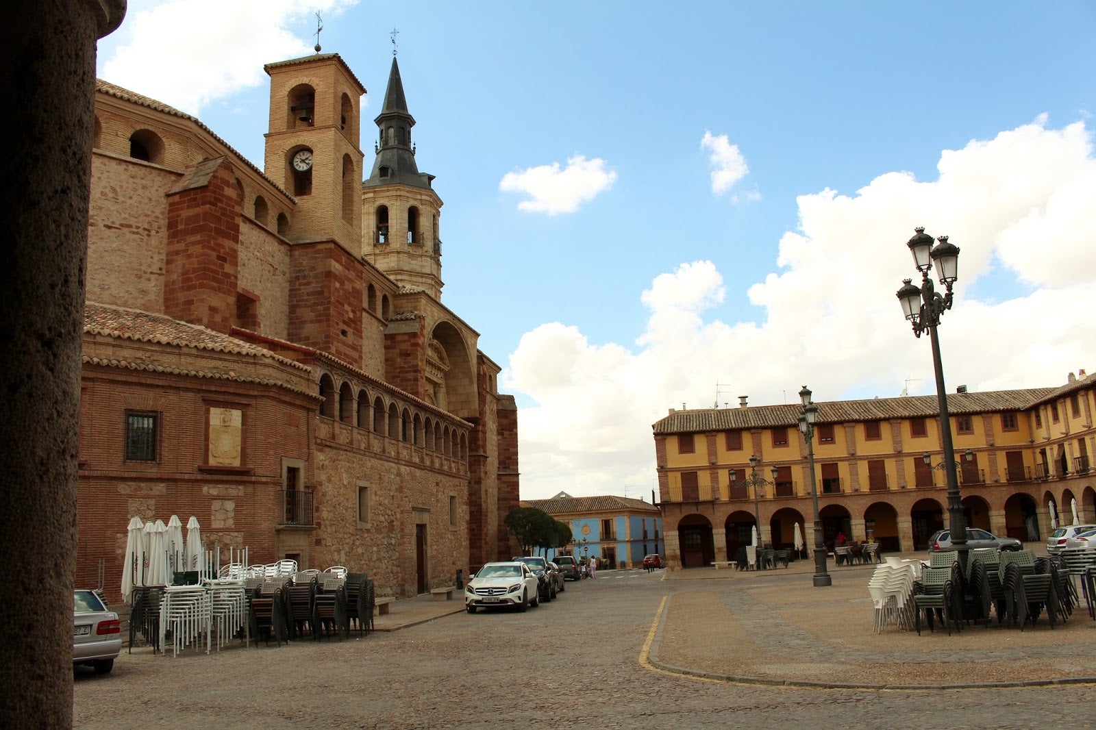 La Solana recibe más de 6.000€ que ayudarán a formar al 40% del personal laboral del Ayuntamiento. La Solana recibe más de 6.000€ que ayudarán a formar al 40% del personal laboral del Ayuntamiento.