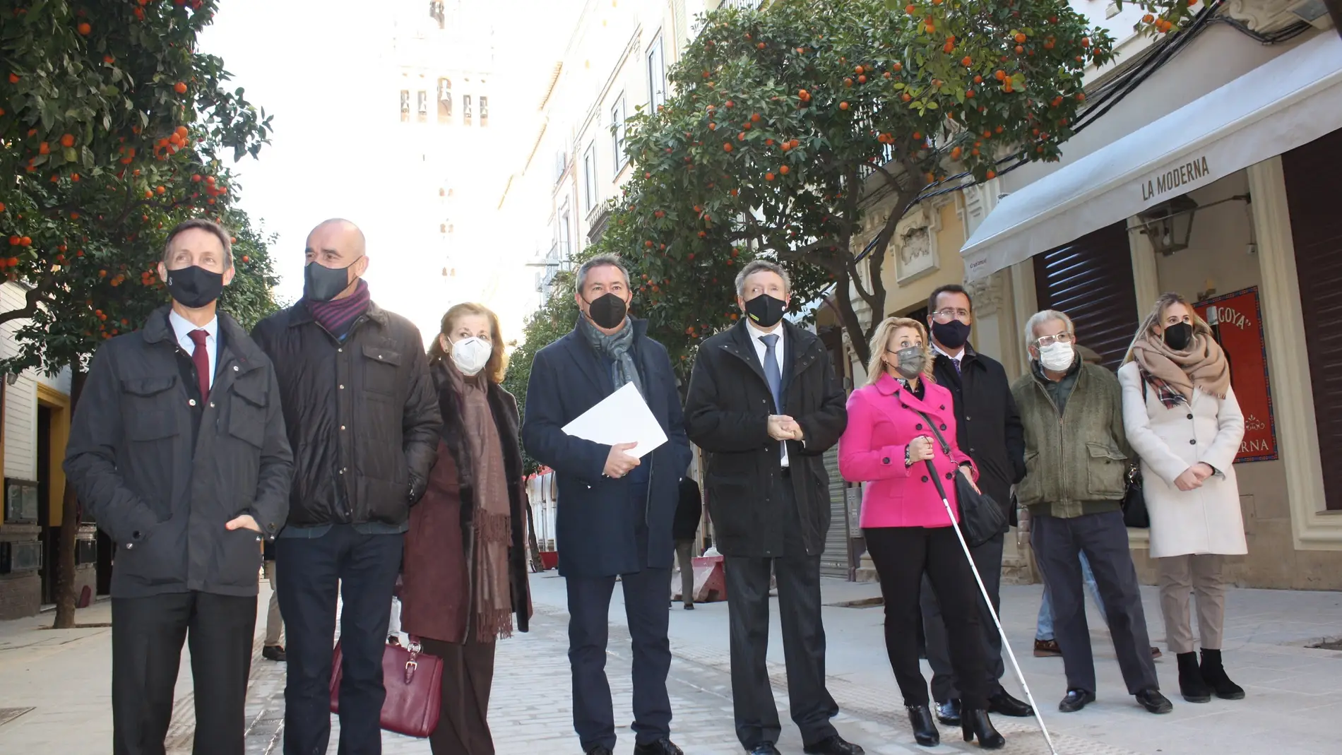 El Ayuntamiento de Sevilla reabre en febrero la céntrica calle Mateos Gago tras someterse a obras de reurbanización y peatonalización