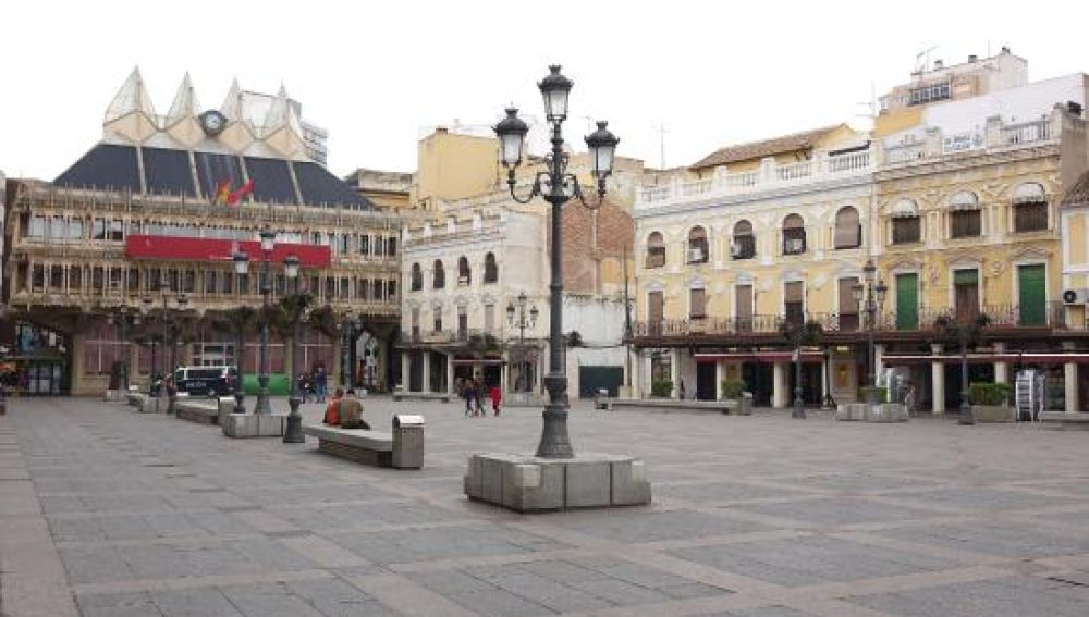 En verano podría estar instalado el toldo en la Plaza Mayor de Ciudad Real En verano podría estar instalado el toldo en la Plaza Mayor de Ciudad Real