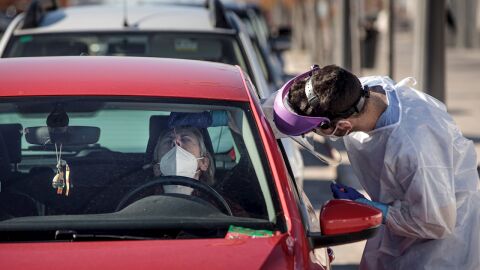 Nuevas medidas y restricciones en Murcia, Extremadura, Castilla - La Mancha, Galicia, Cantabria, Madrid, Catalu&ntilde;a, y &uacute;ltimas noticias de la Covid-19 en Espa&ntilde;a