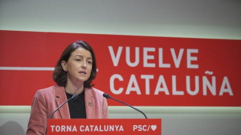 Eva Granados, compareixent a la seu del PSC.