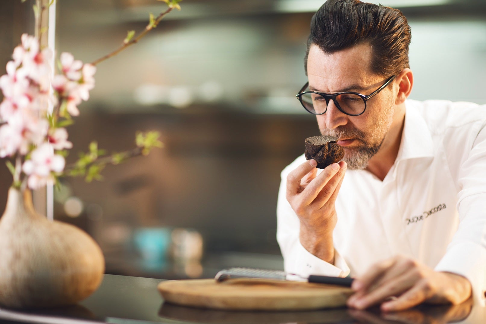 Quique Dacosta: "Las Bellas Artes no son el entorno natural de la cocina" Quique Dacosta: "Las Bellas Artes no son el entorno natural de la cocina"