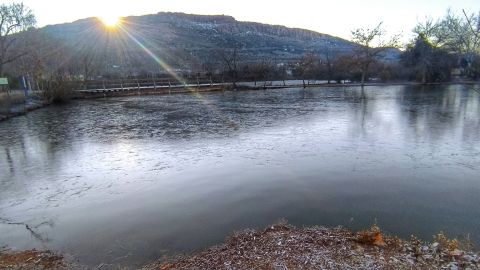 Cauces de ríos y pantanos congelados en Ciudad Real por la ola de frío