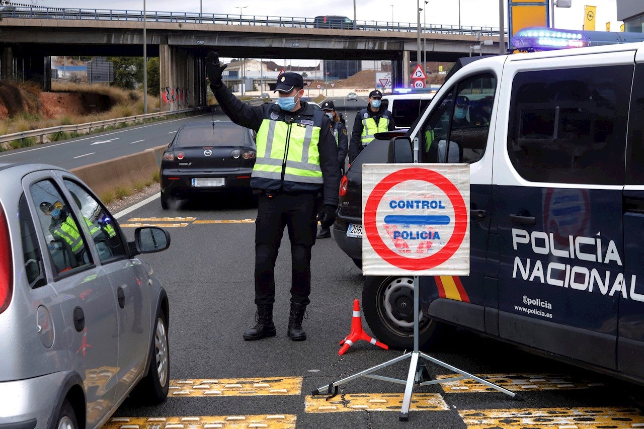 "Tertulia en Femenino" en Más de Uno Ourense "Tertulia en Femenino" en Más de Uno Ourense