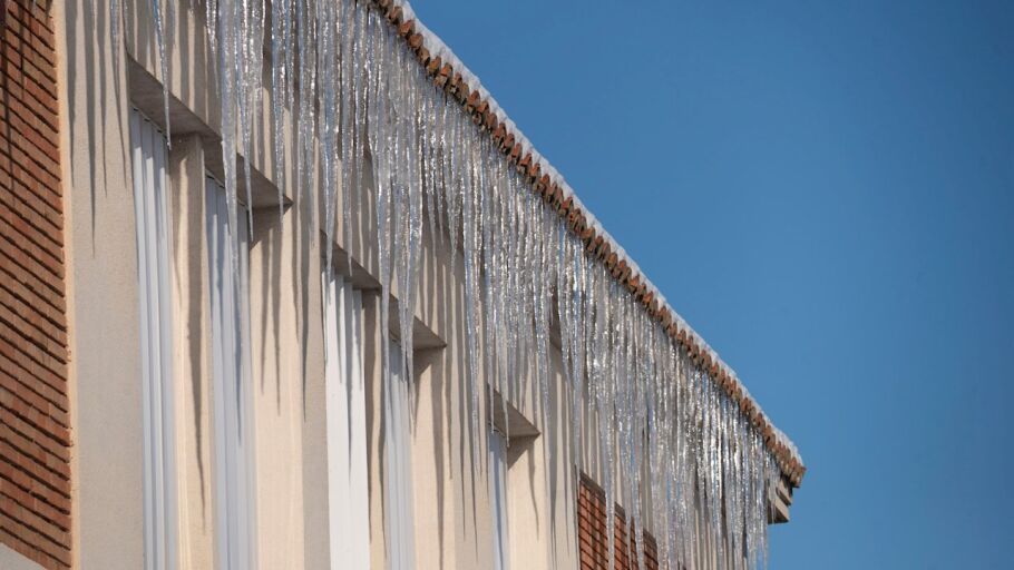 Car&aacute;mbanos de hielo en Teruel