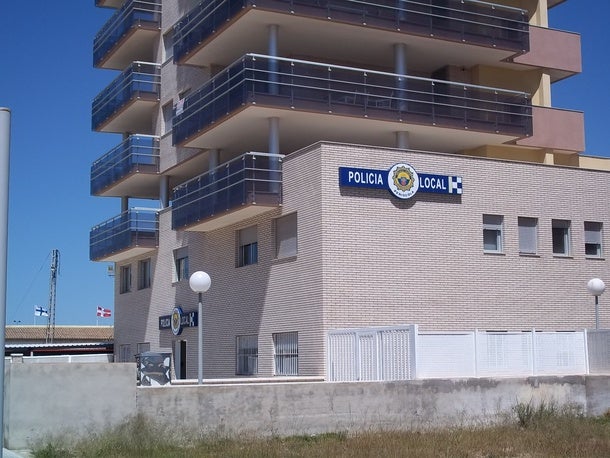 La Policía Local de Peñíscola ha identificado a más de 90 personas por incumplir las medidas anti Covid La Policía Local de Peñíscola ha identificado a más de 90 personas por incumplir las medidas anti Covid