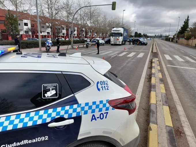 Un conductor es detenido en Ciudad Real tras ser perseguido, dar positivo en alcohol y agredir a un agente Un conductor es detenido en Ciudad Real tras ser perseguido, dar positivo en alcohol y agredir a un agente