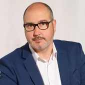 El Alcalde de Benejúzar, Miguel López Arenas, no oculta su preocupación por el aumento de casos entre los vecinos El Alcalde de Benejúzar, Miguel López Arenas, no oculta su preocupación por el aumento de casos entre los vecinos