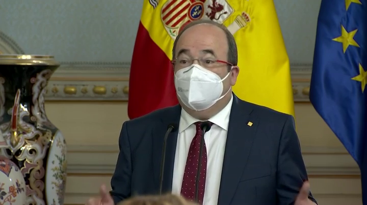 Miquel Iceta toma posesión como ministro de Política Territorial: "Me gusta España como es, diversa, plural y unida" Miquel Iceta toma posesión como ministro de Política Territorial: "Me gusta España como es, diversa, plural y unida"