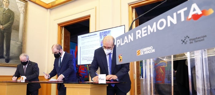 Aragón activa el ‘Plan Remonta’ para emplear a los parados del sector de la nieve Aragón activa el ‘Plan Remonta’ para emplear a los parados del sector de la nieve