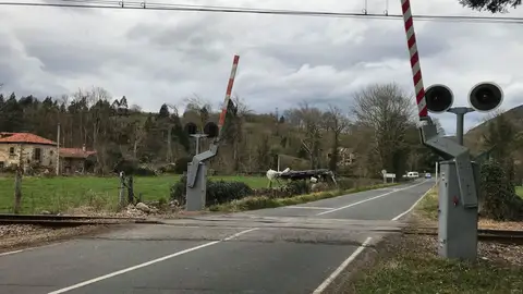 Adif licita por 43,46 M€ las obras para la instalación de bloqueo automático en el tramo Infiesto-Cabezón de la Sal Adif licita por 43,46 M€ las obras para la instalación de bloqueo automático en el tramo Infiesto-Cabezón de la Sal