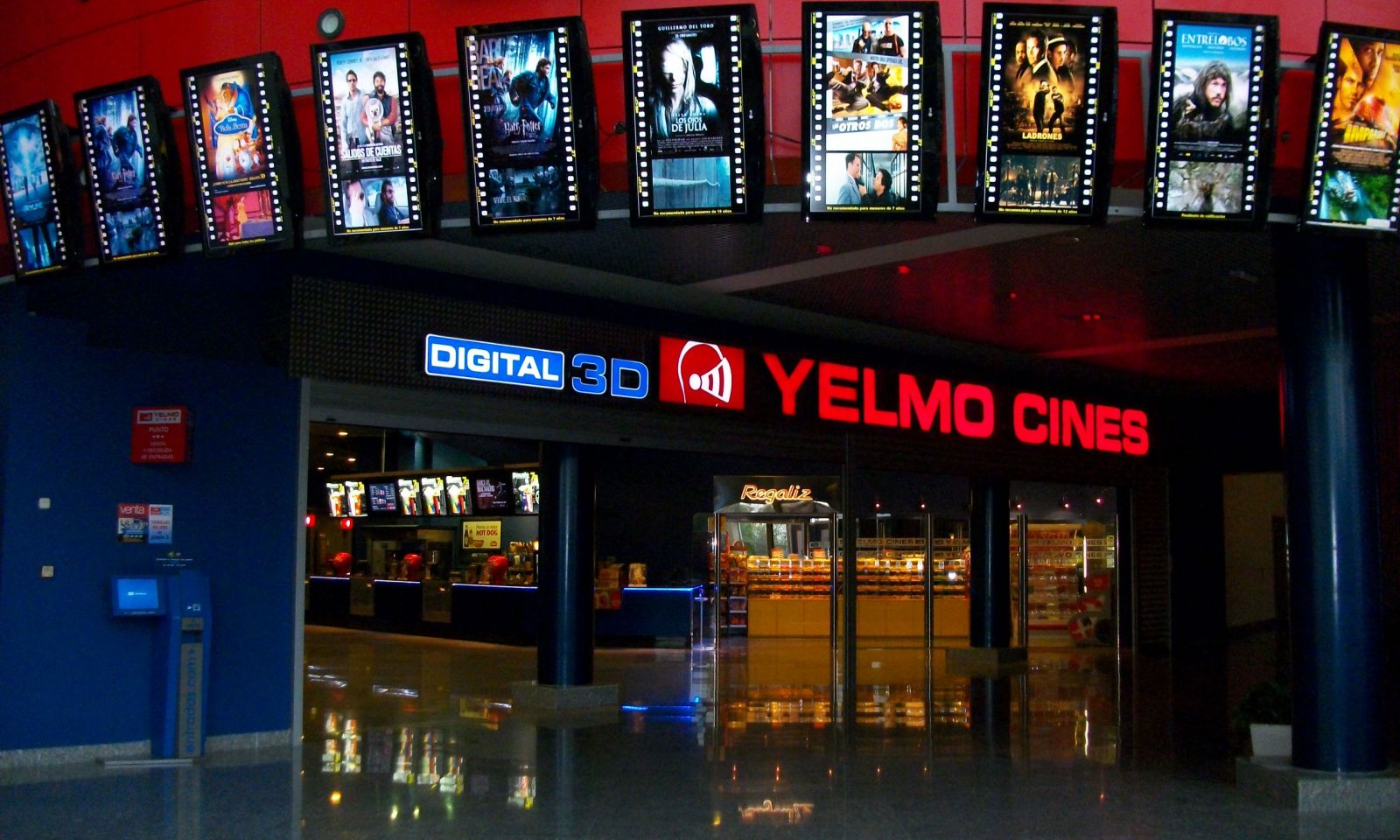 Isabel Coixet: "El cine ha perdido importancia por el auge de las series" Isabel Coixet: "El cine ha perdido importancia por el auge de las series"