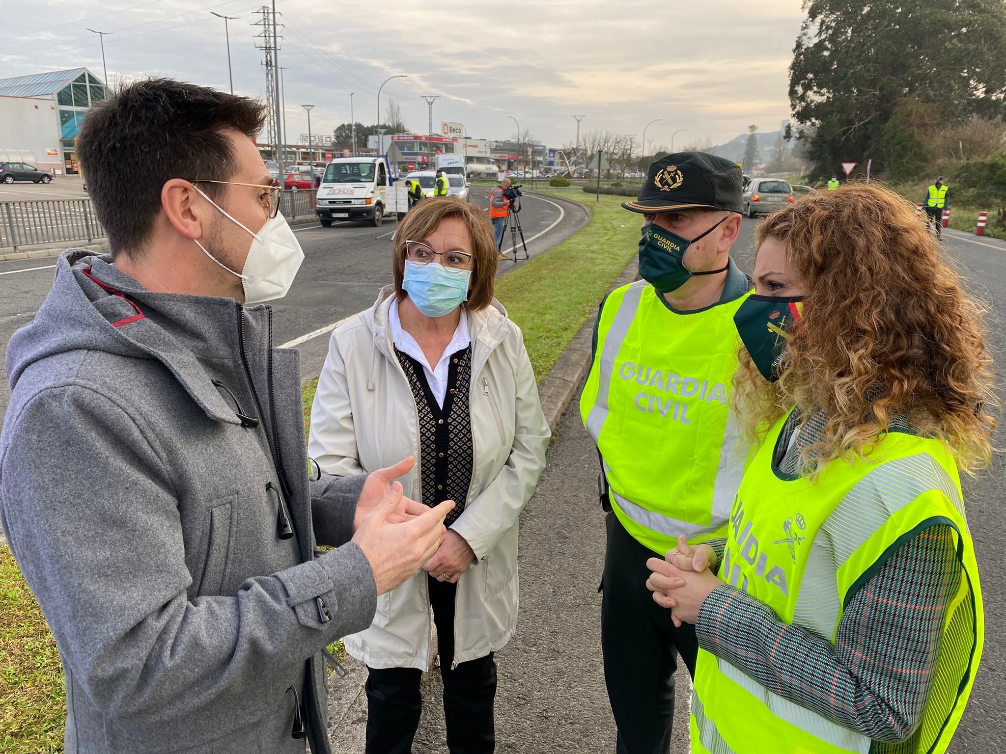 450 agentes de la Guardia Civil trabajarán en el cierre perimetral de Laredo, Colindres, Polanco y Santa María de Cayón 450 agentes de la Guardia Civil trabajarán en el cierre perimetral de Laredo, Colindres, Polanco y Santa María de Cayón