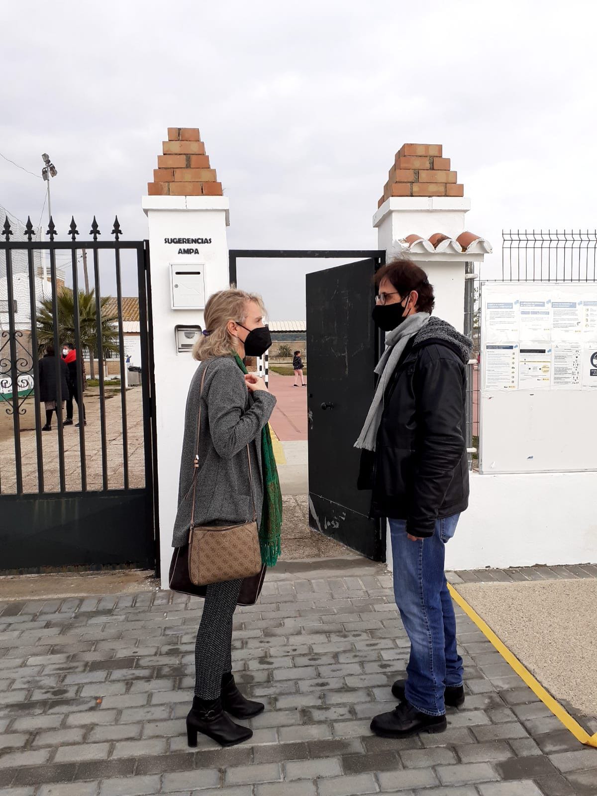El Colegio de Doña Blanca contará con portero mantenedor la próxima semana El Colegio de Doña Blanca contará con portero mantenedor la próxima semana