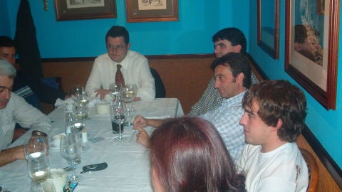 Adri&aacute;n Campos y Fernando Alonso en la cena de las Jornadas del Deportes organizadas por Onda Cero 