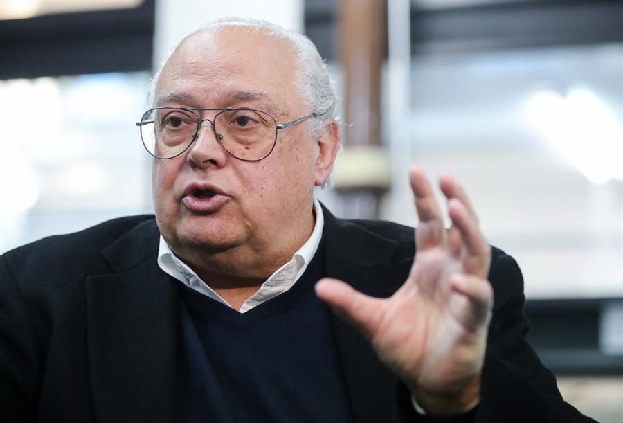 Santiago Más Coma (miembro OMS): "La normalidad no está cerca, llegará en 2026" Santiago Más Coma (miembro OMS): "La normalidad no está cerca, llegará en 2026"
