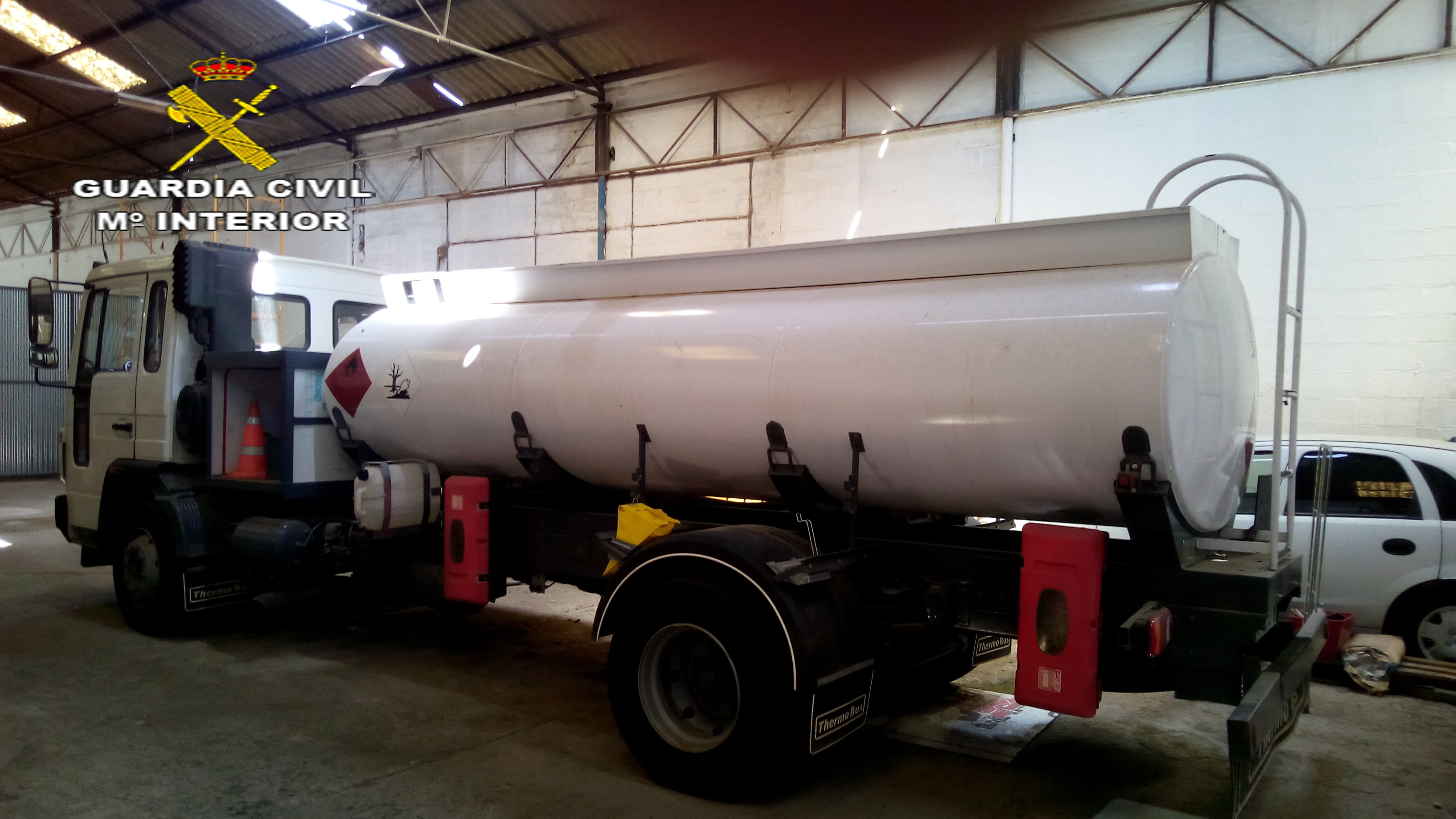 La Guardia Civil desarticula un grupo organizado especializado en el timo de “el nazareno” y fraude a la Seguridad Social La Guardia Civil desarticula un grupo organizado especializado en el timo de “el nazareno” y fraude a la Seguridad Social