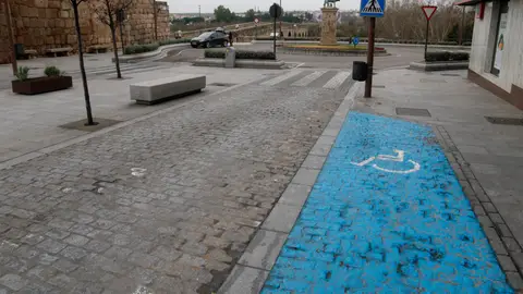 Simplificada la legislación para el aparcamiento de personas con movilidad reducida Simplificada la legislación para el aparcamiento de personas con movilidad reducida