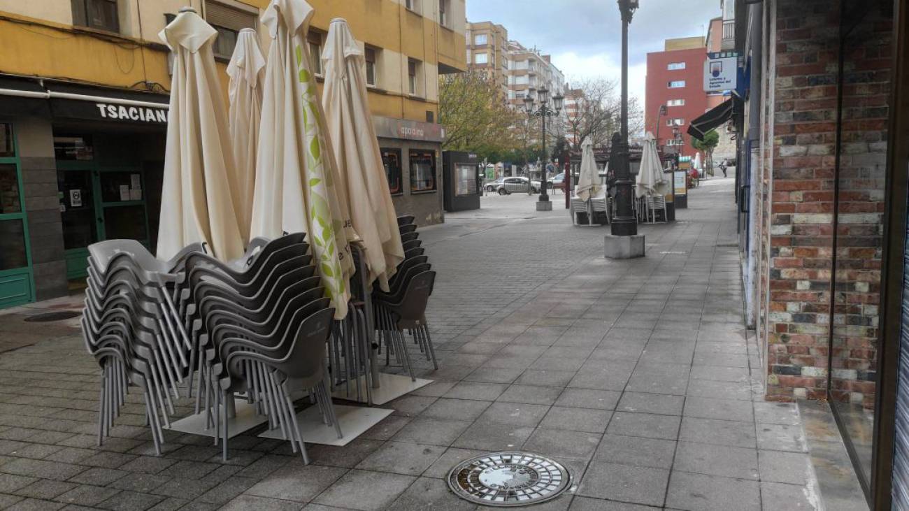 Tertulia: ¿Son suficientes las ayudas del Gobierno a la hostelería? Tertulia: ¿Son suficientes las ayudas del Gobierno a la hostelería?
