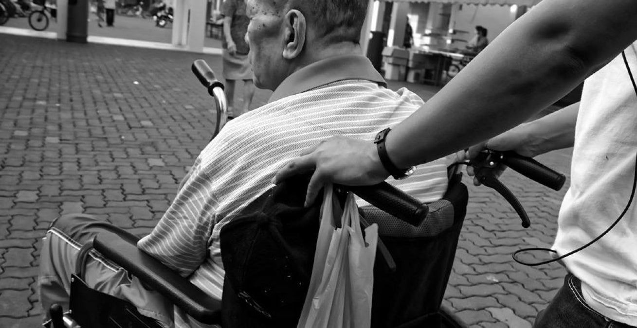 Comienza la vacunación a grandes dependientes con dudas en el calendario Comienza la vacunación a grandes dependientes con dudas en el calendario