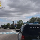 Un vehículo de la Guardia Civil Un vehículo de la Guardia Civil