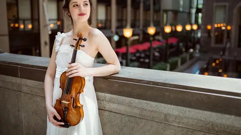 María Dueñas María Dueñas