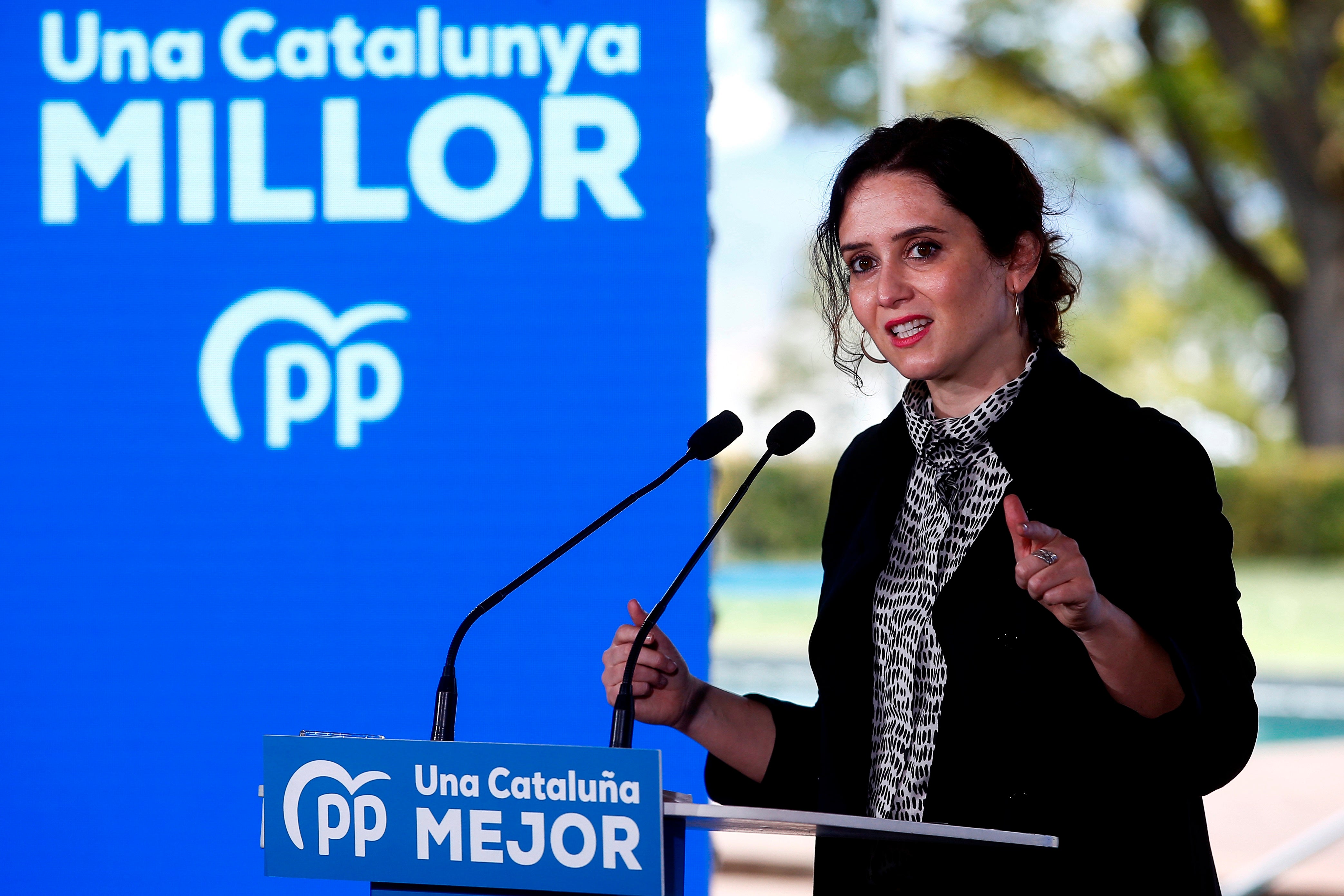 Ayuso equipara el socialismo al independentismo porque ambos "pretenden la sumisión" Ayuso equipara el socialismo al independentismo porque ambos "pretenden la sumisión"
