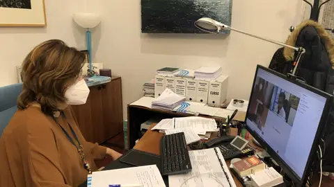 Unicaja se compromete a buscar alternativas a la eliminación del cajero móvil Diputación de Palencia