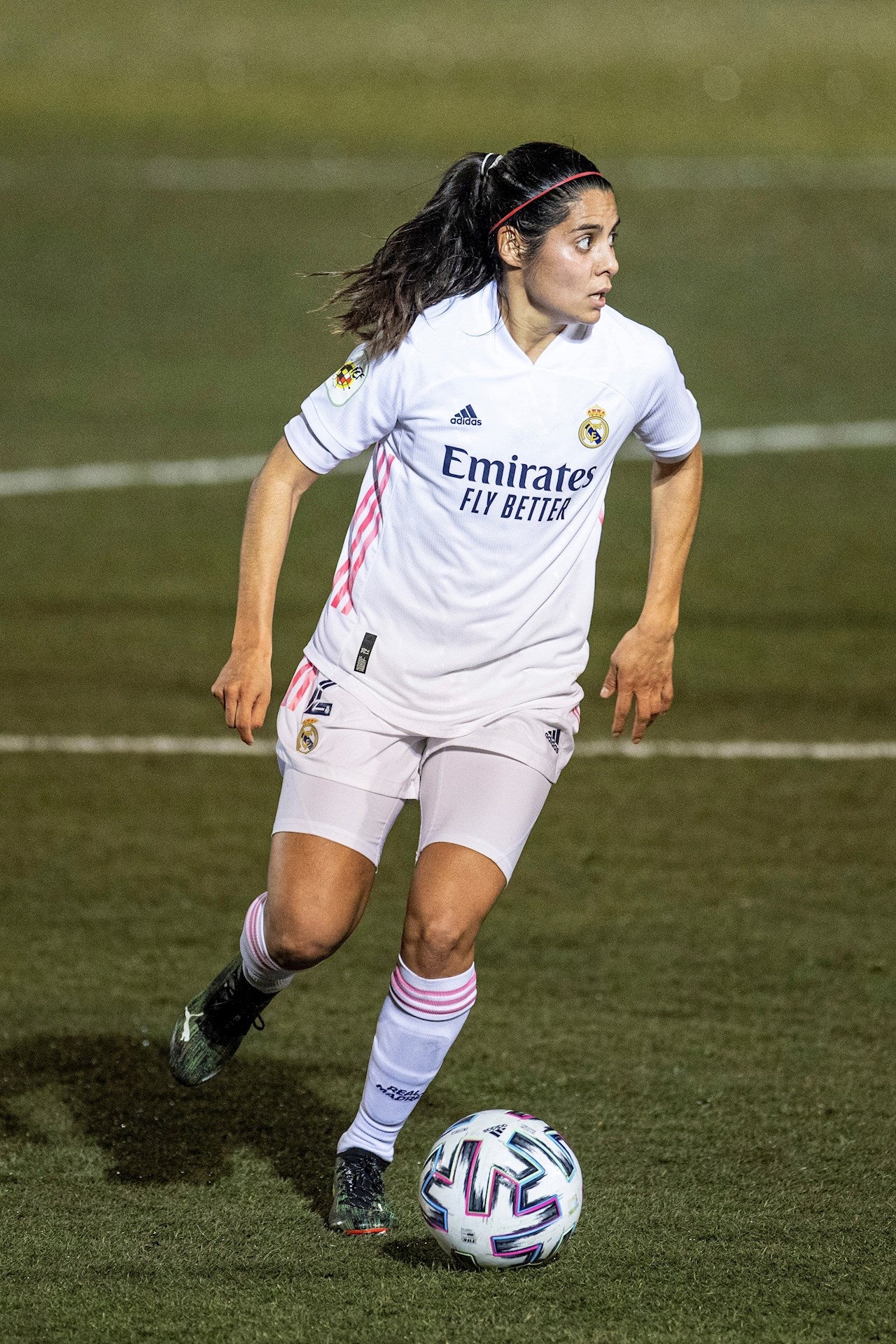 Kenti Robles: "Me siento una privilegiada de estar en el Real Madrid" Kenti Robles: "Me siento una privilegiada de estar en el Real Madrid"