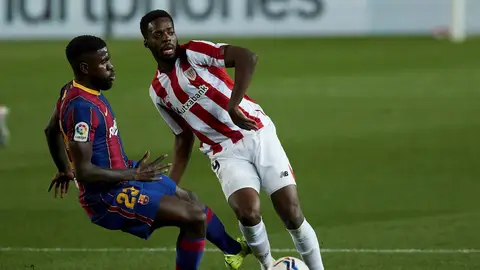 El jugador del Barcelona Samuel Umtiti, y el jugador del Athetic de Bilbao Iñaki Williams, en el partido correspondiente a la vigésimaprimera jornada de LaLiga Santander disputado en el Camp Nou. El jugador del Barcelona Samuel Umtiti, y el jugador del Athetic de Bilbao Iñaki Williams, en el partido correspondiente a la vigésimaprimera jornada de LaLiga Santander disputado en el Camp Nou.