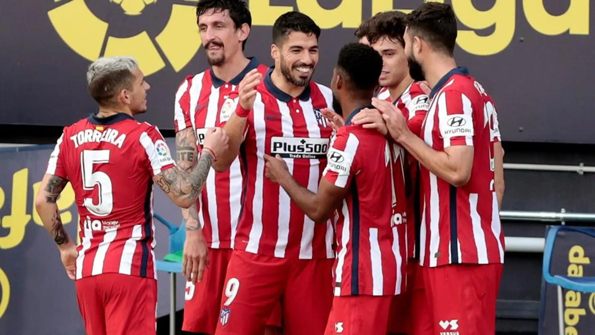 Los jugadores del Atlético de Madrid en el partido contra el Cádiz 